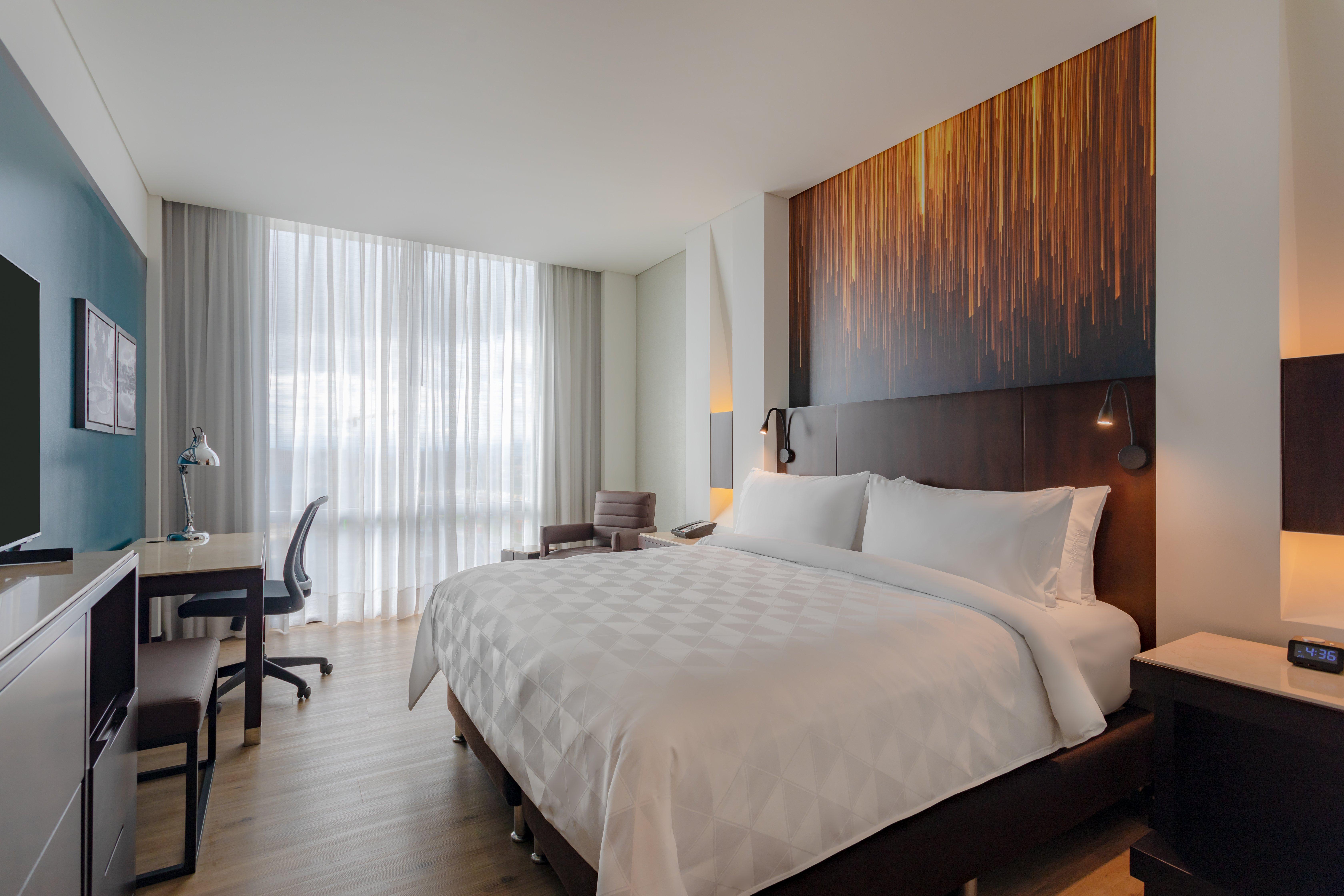 Holiday Inn Bogota Airport By Ihg Exterior photo